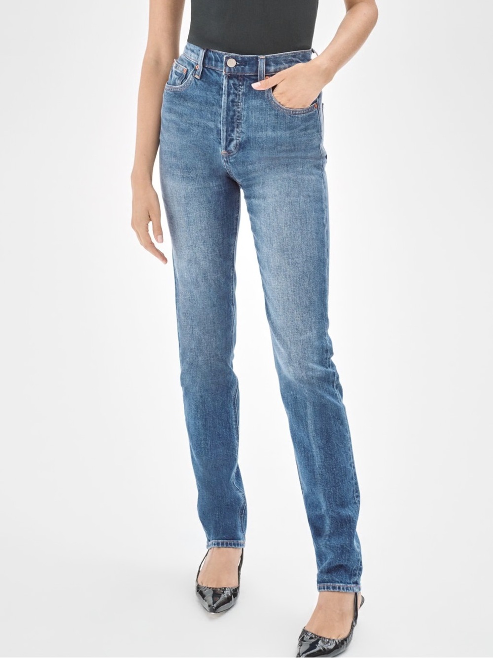 Aritzia Denim Forum Sz 27 Yoko High Rise Slim Denim Jean